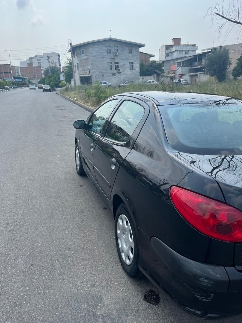پژو ۲۰۶ صندوق دار v8 - 1395