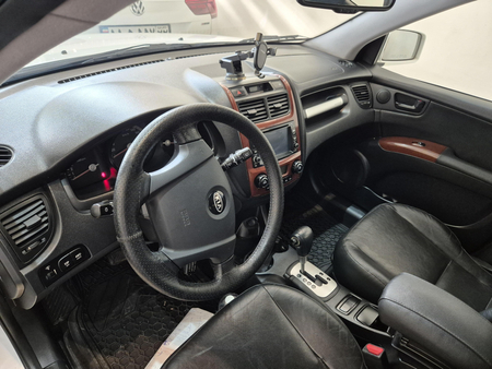 کیا اسپورتیج 6 سیلندر 2700cc - 2010