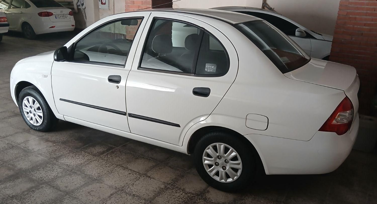 تیبا صندوق دار SX - 1400