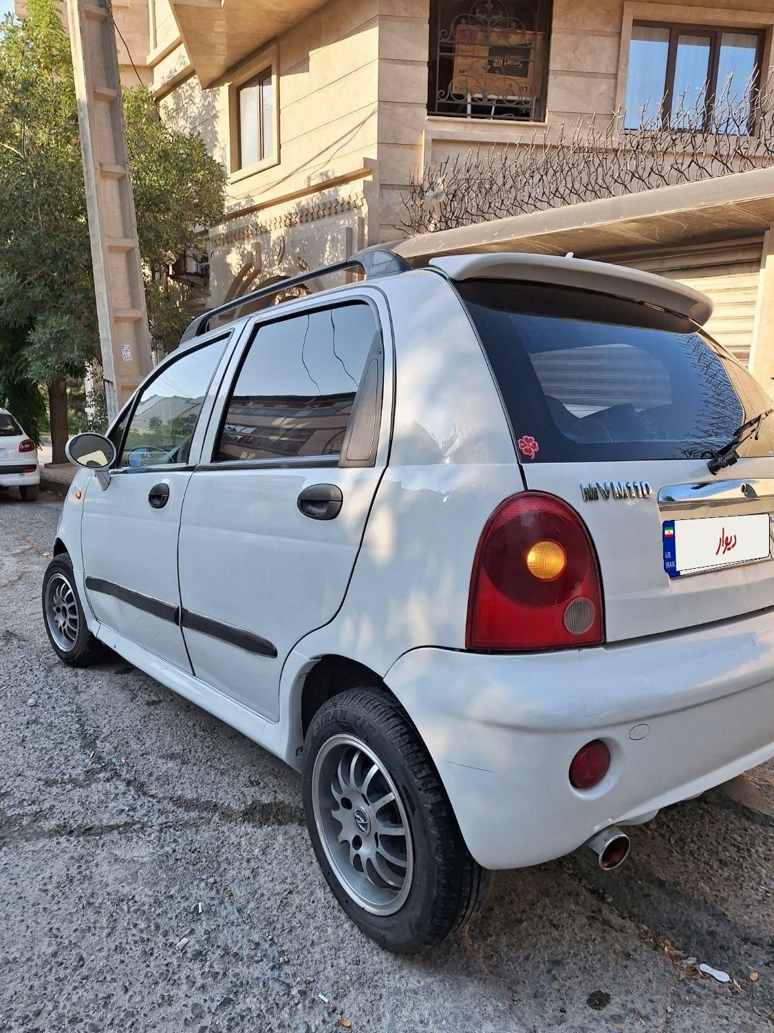 ام وی ام 110 چهار سیلندر دنده ای - 2012