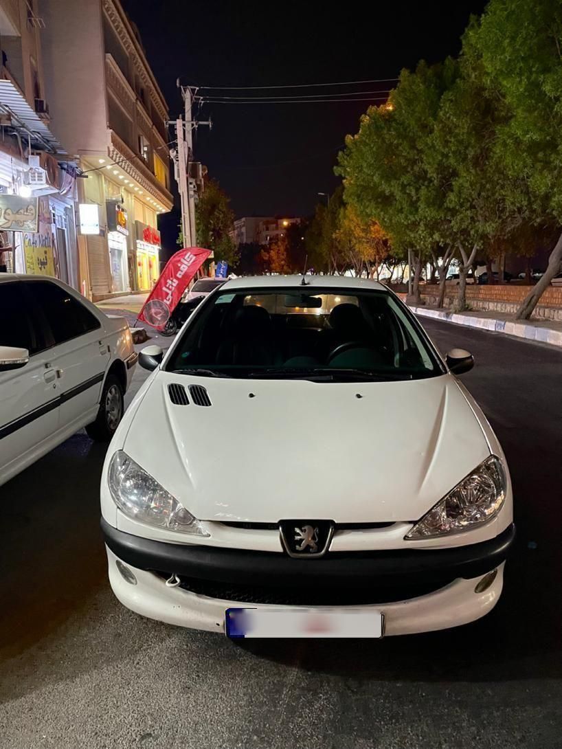 پژو ۲۰۶ صندوق دار v8 - 1393