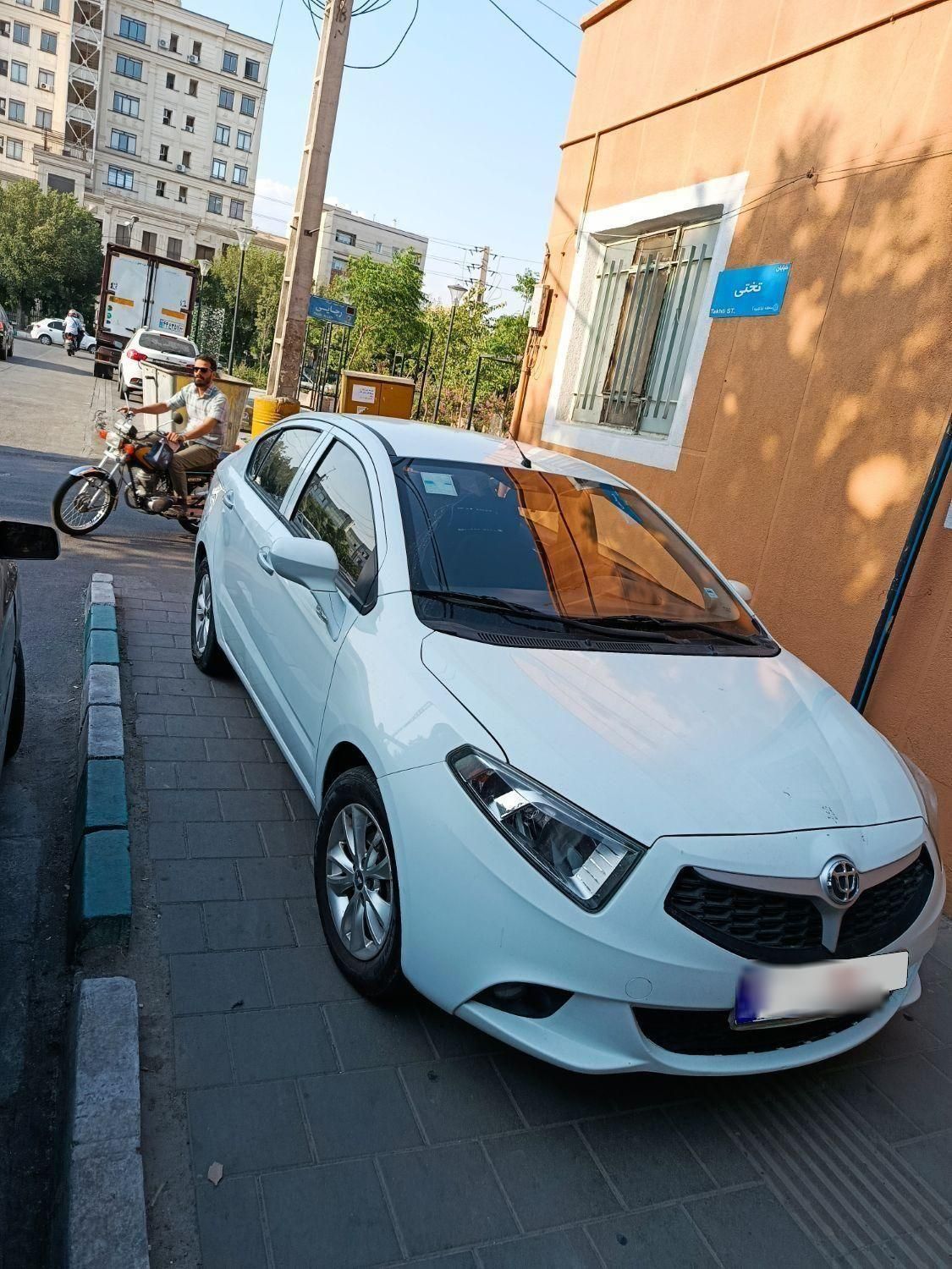 برلیانس H230 دنده‌ای - 2018