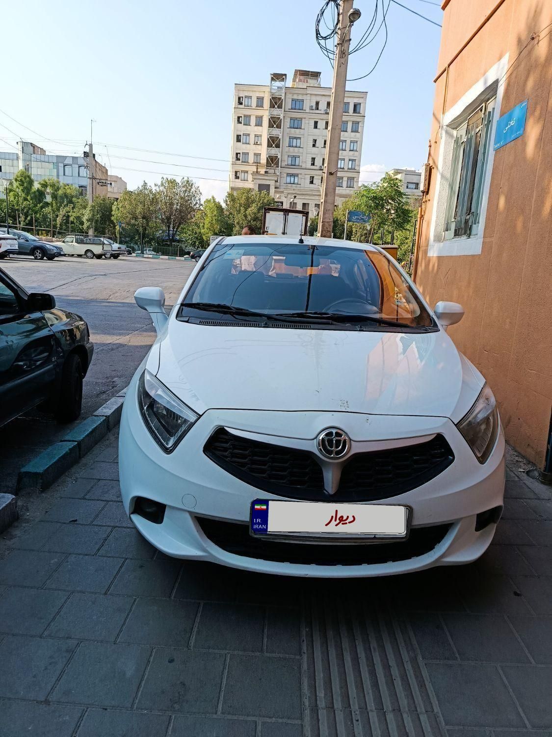 خودرو برلیانس، H230 آگهی ann_18610304
