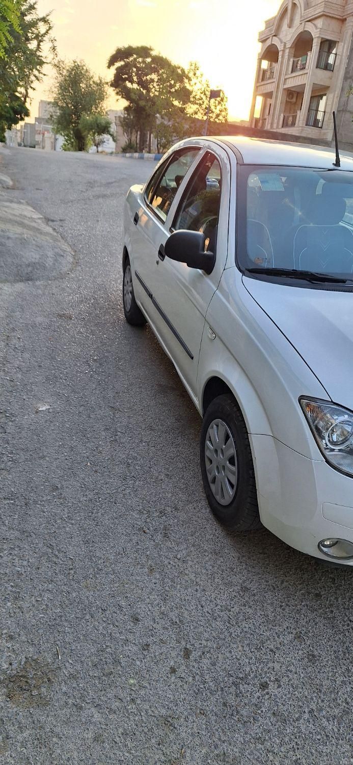تیبا صندوق دار SX - 1399