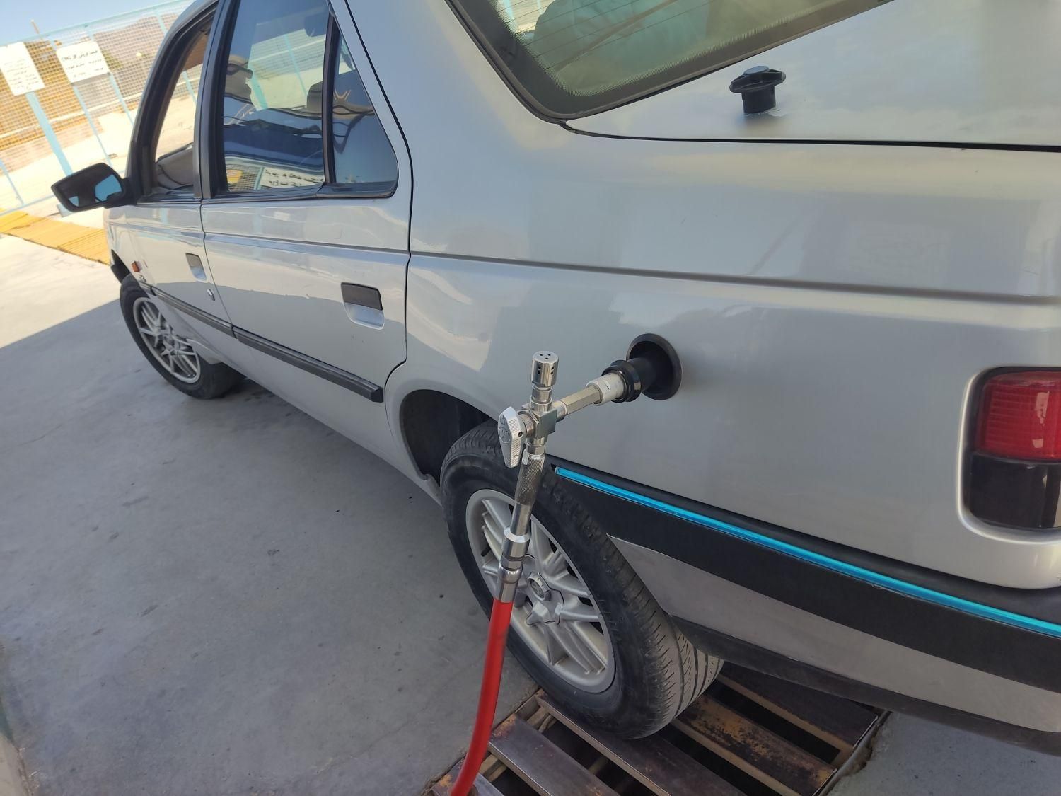 پژو 405 GLX - دوگانه سوز - 1390