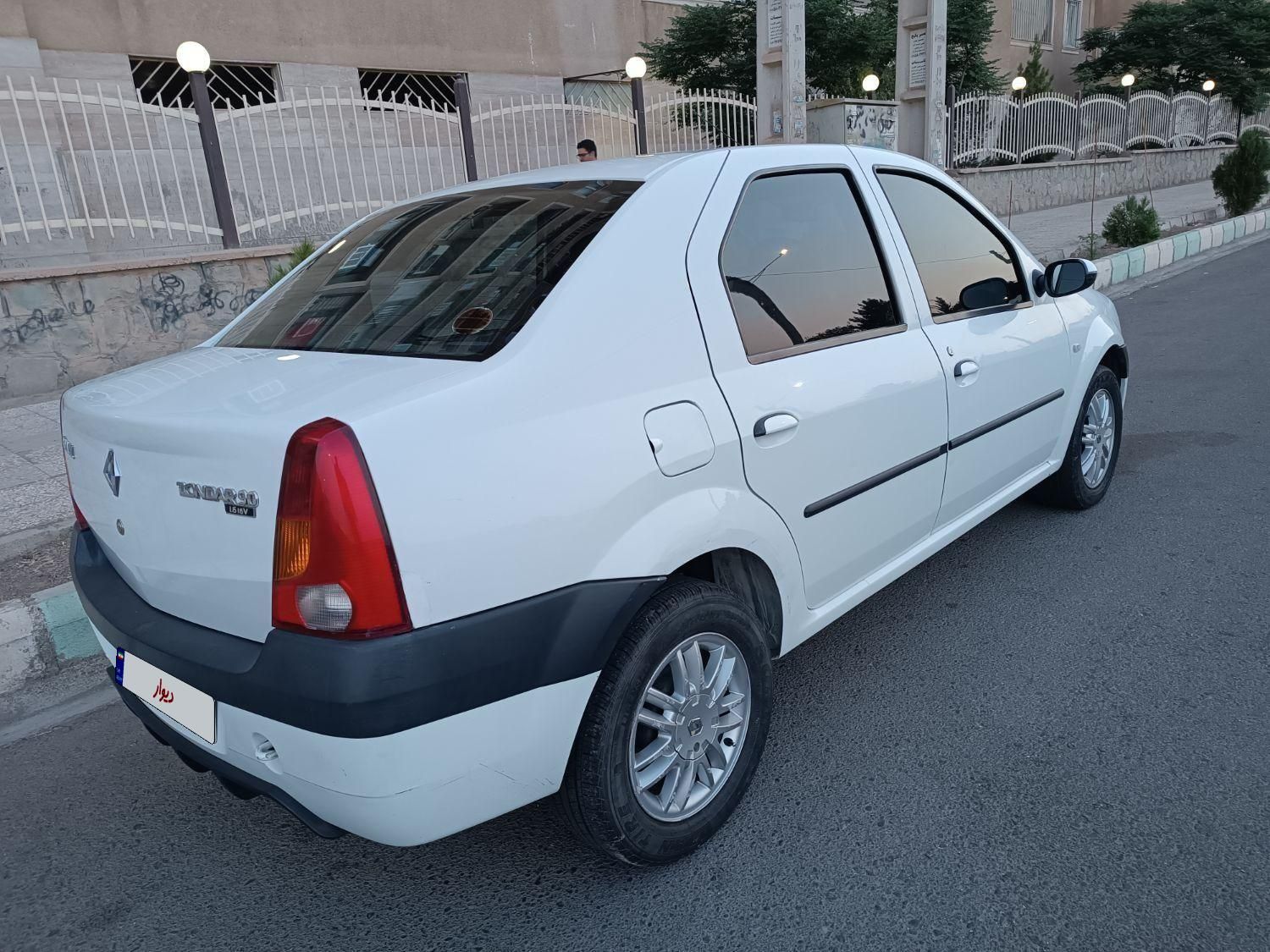 رنو تندر 90 E2 - 1395
