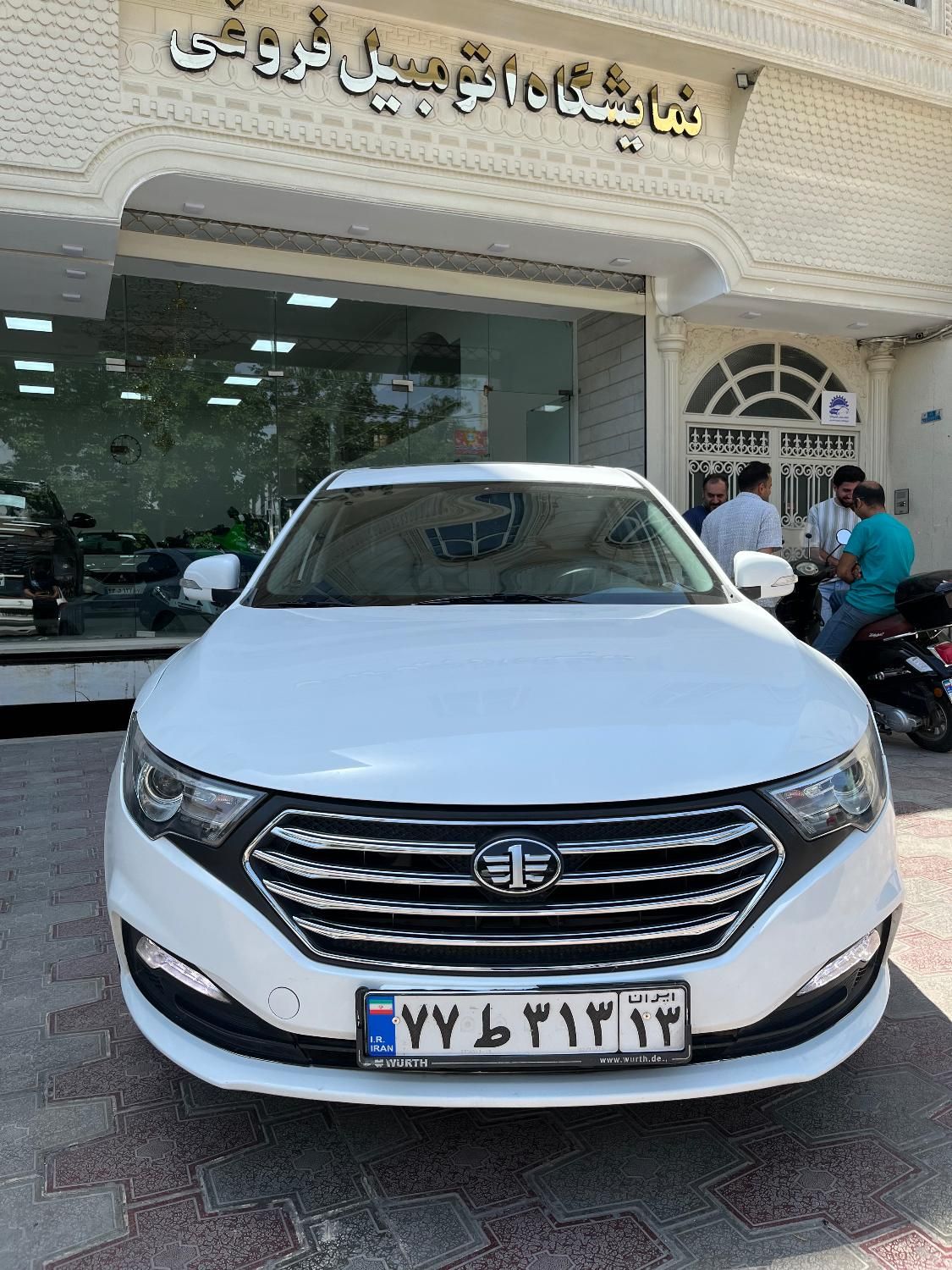 بسترن B30 اتوماتیک - 2018