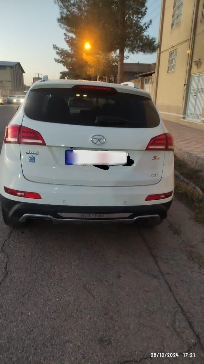 جک S5 دنده‌ای - 2015