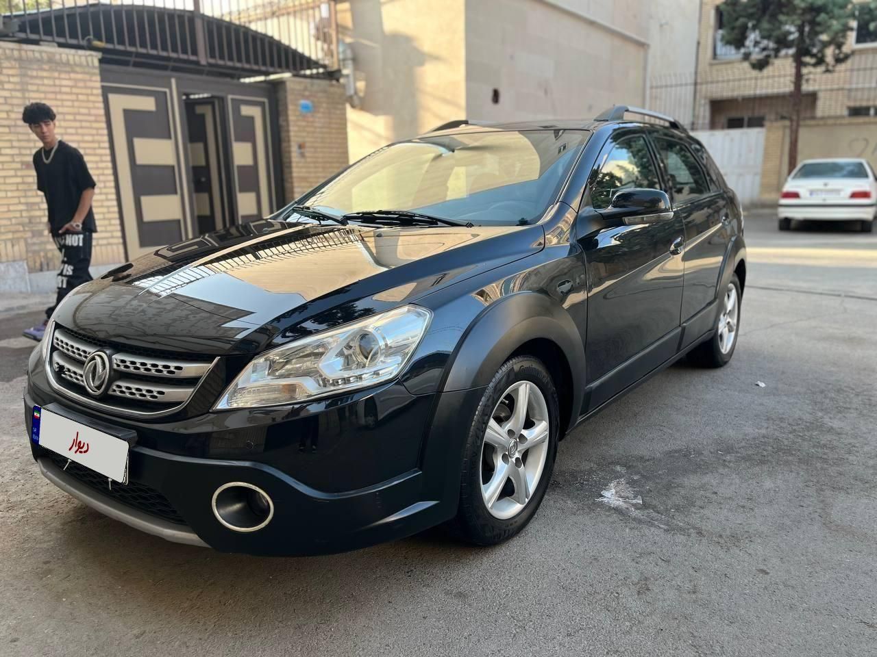 خودرو دانگ فنگ، H30 کراس آگهی ann_18612084