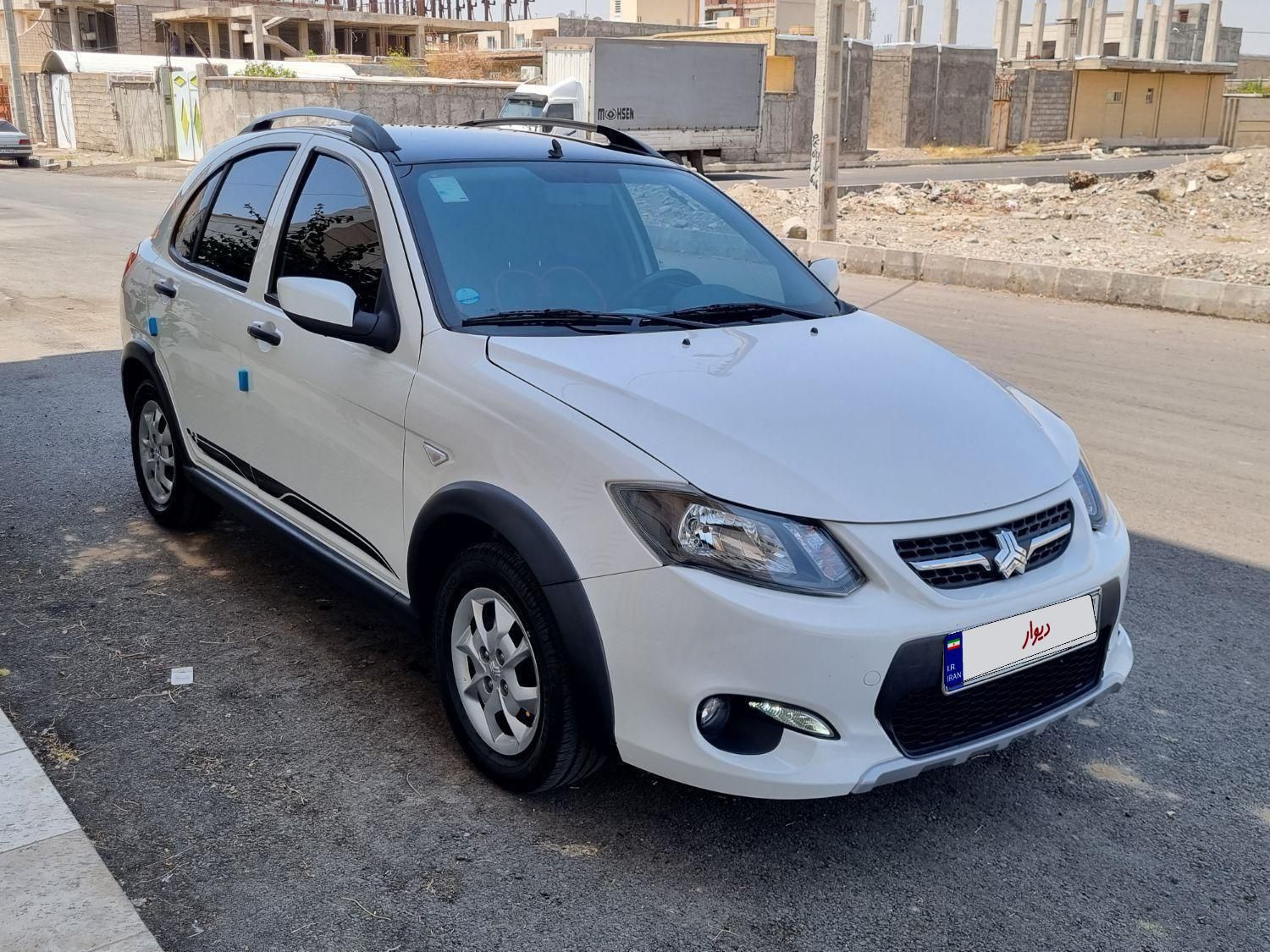 کوییک R دنده‌ای - 1402