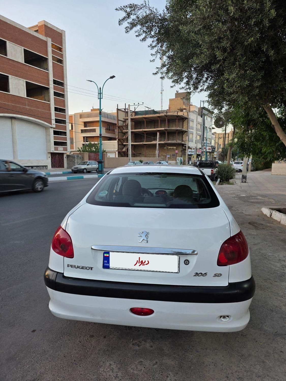 خودرو پژو، ۲۰۶ صندوق دار آگهی ann_18612495