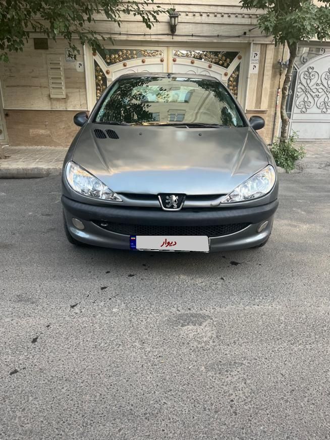 پژو ۲۰۶ صندوق دار v8 - 1390