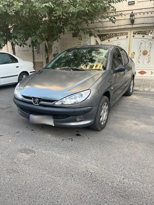 پژو ۲۰۶ صندوق دار v8 - 1390