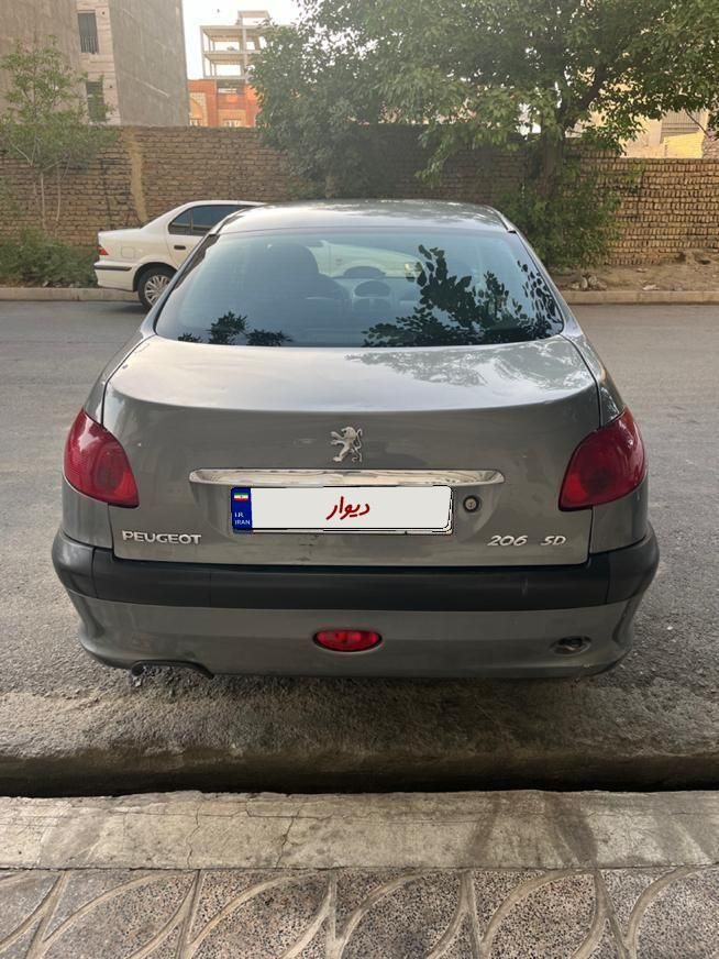 پژو ۲۰۶ صندوق دار v8 - 1390