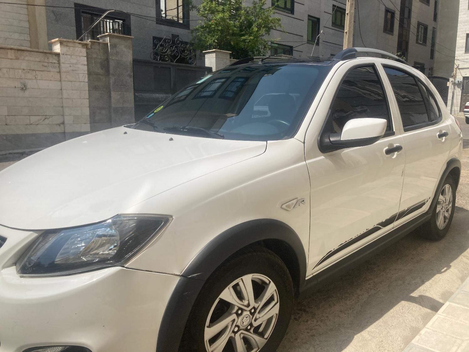 خودرو کوییک، R آگهی ann_18612657