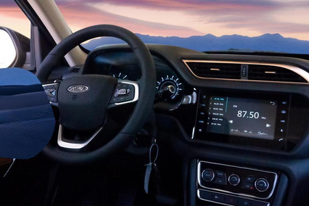 ام وی ام X33 S اتوماتیک اسپرت فیس جدید - 1400