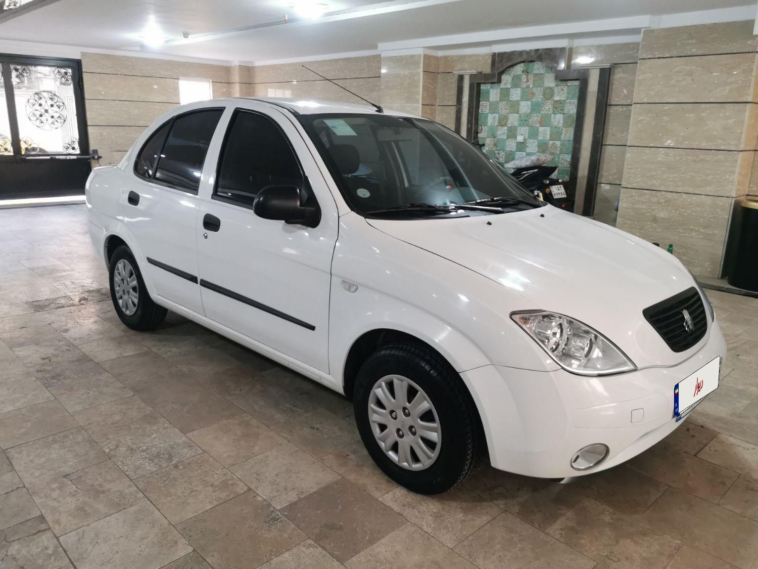 تیبا صندوق دار SX - 1400
