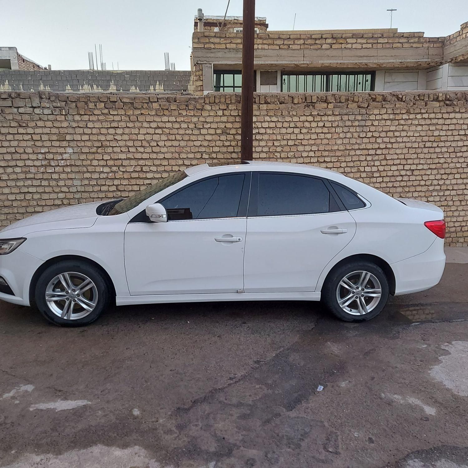 بسترن B30 اتوماتیک - 2020