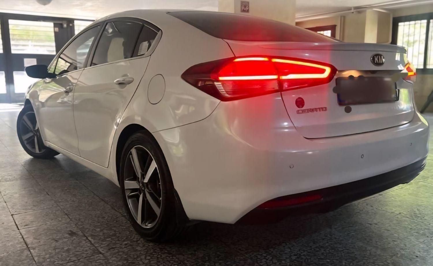 کیا سراتو 2.0 لیتر اتوماتیک GT لاین - 2017