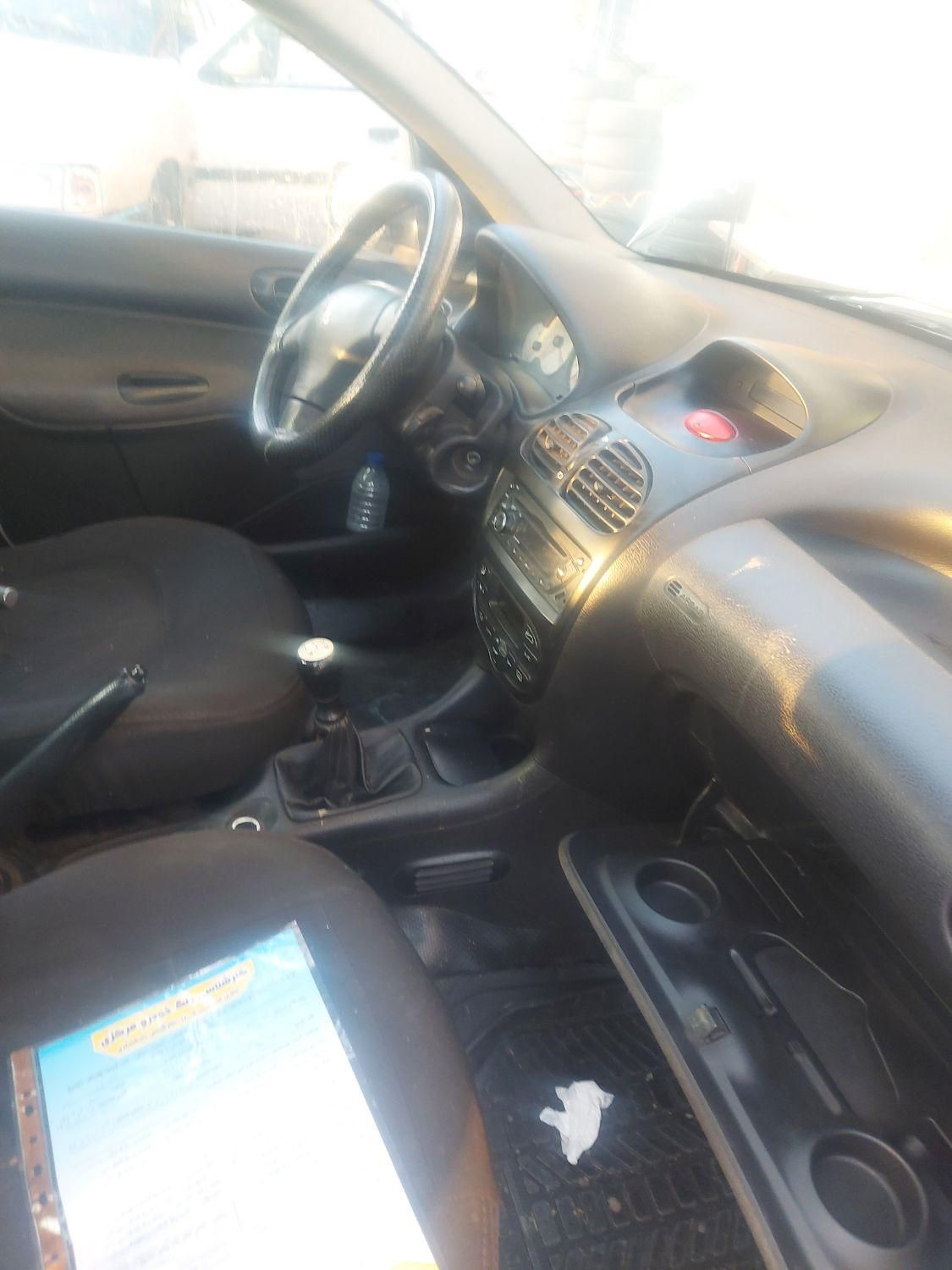 پژو ۲۰۶ صندوق دار v8 - 1390