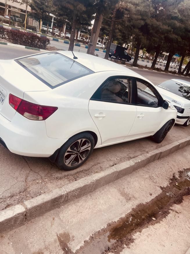 کیا سراتو 2.0 لیتر اتوماتیک GT لاین - 2010