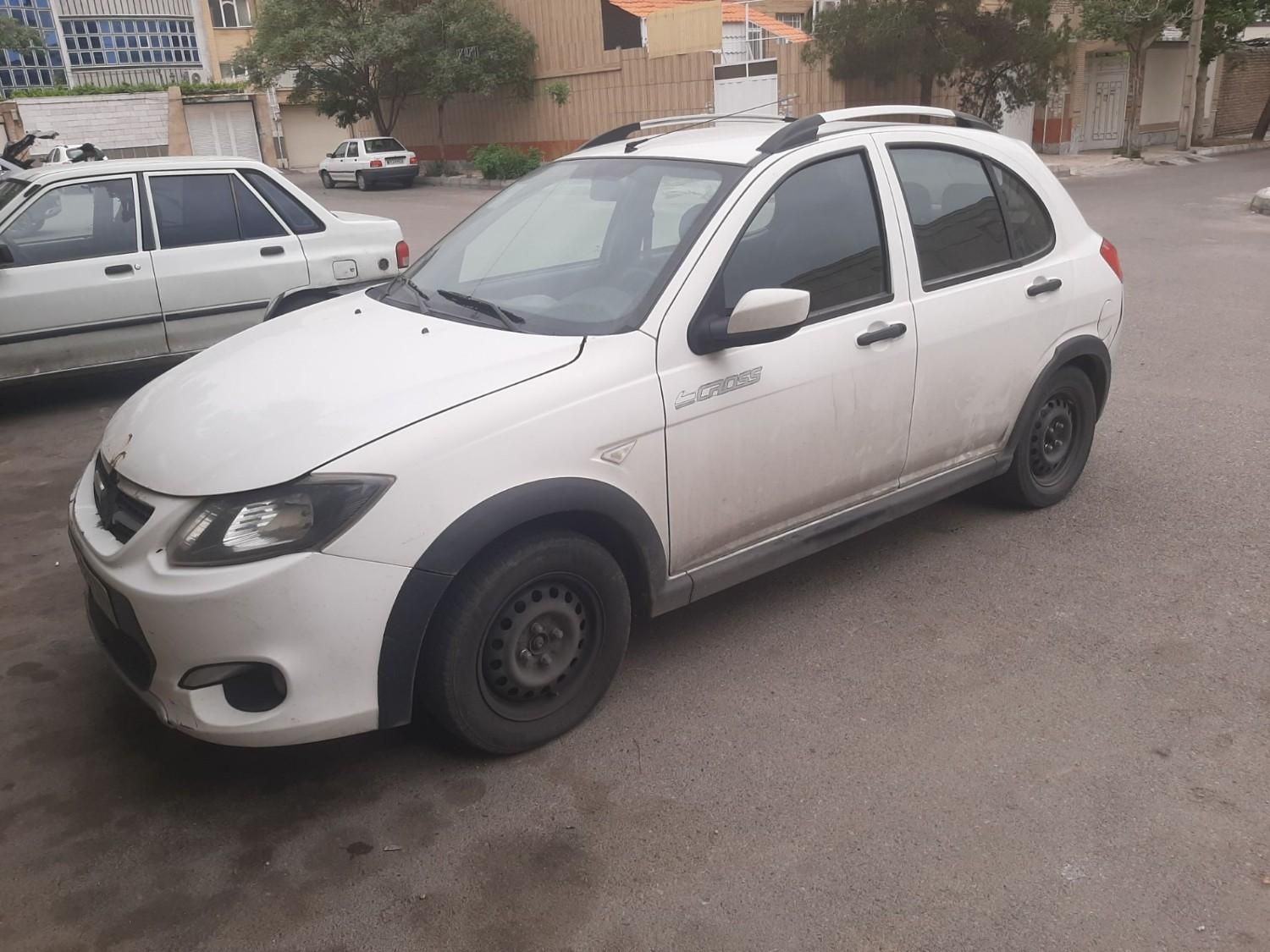 خودرو کوییک، معمولی آگهی ann_18613461