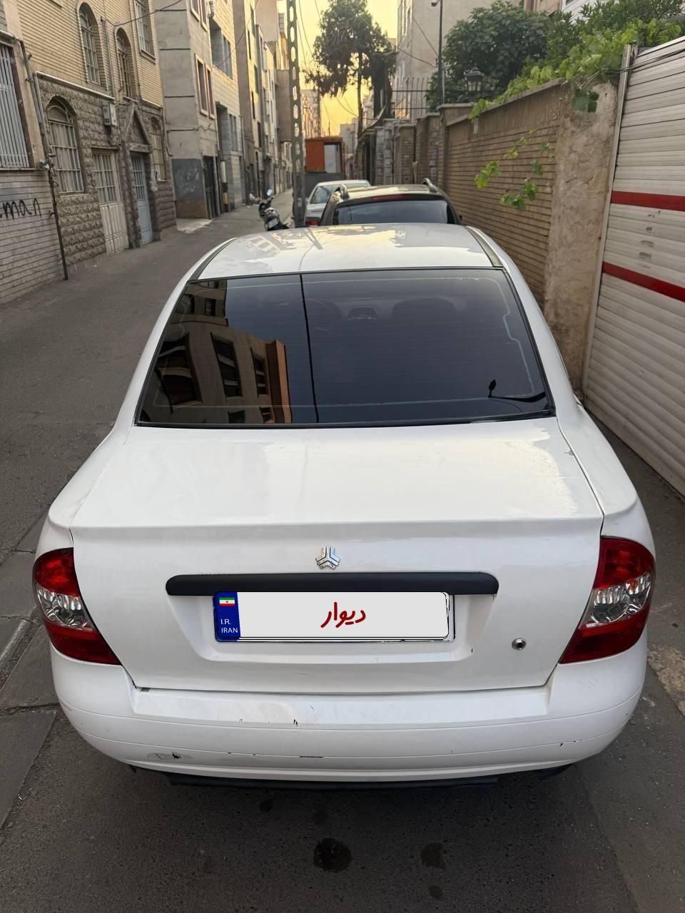 تیبا صندوق دار SX - 1392
