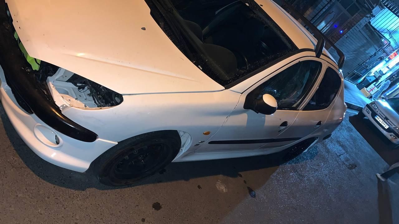 پژو ۲۰۶ صندوق دار v8 - 1394