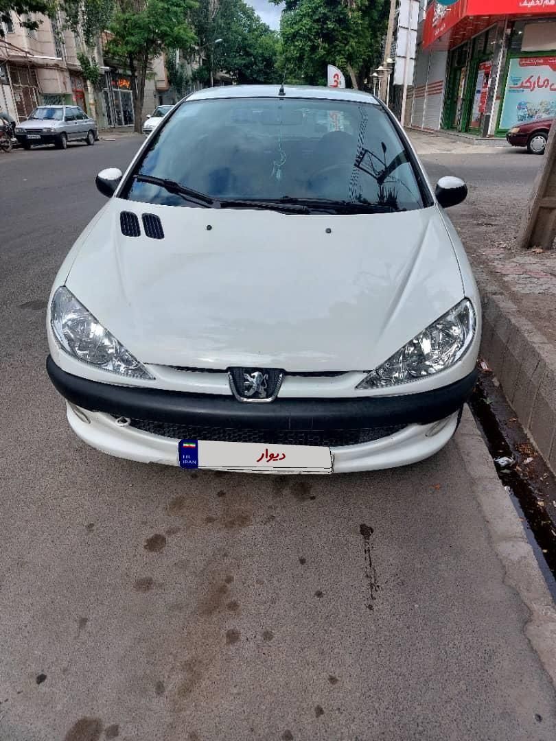 پژو ۲۰۶ صندوق دار v8 - 1396