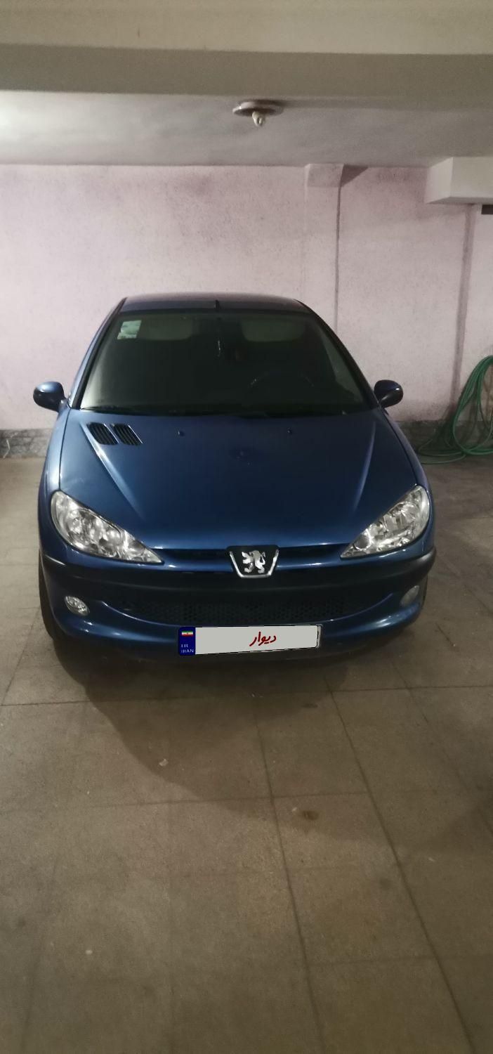 پژو ۲۰۶ صندوق دار v8 - 1393