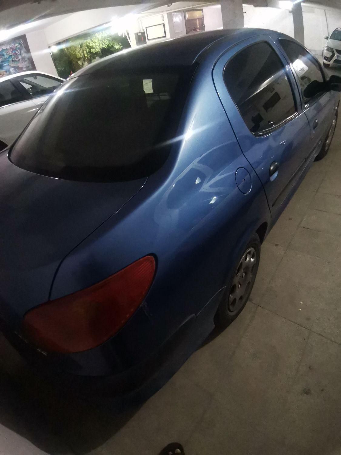 پژو ۲۰۶ صندوق دار v8 - 1393