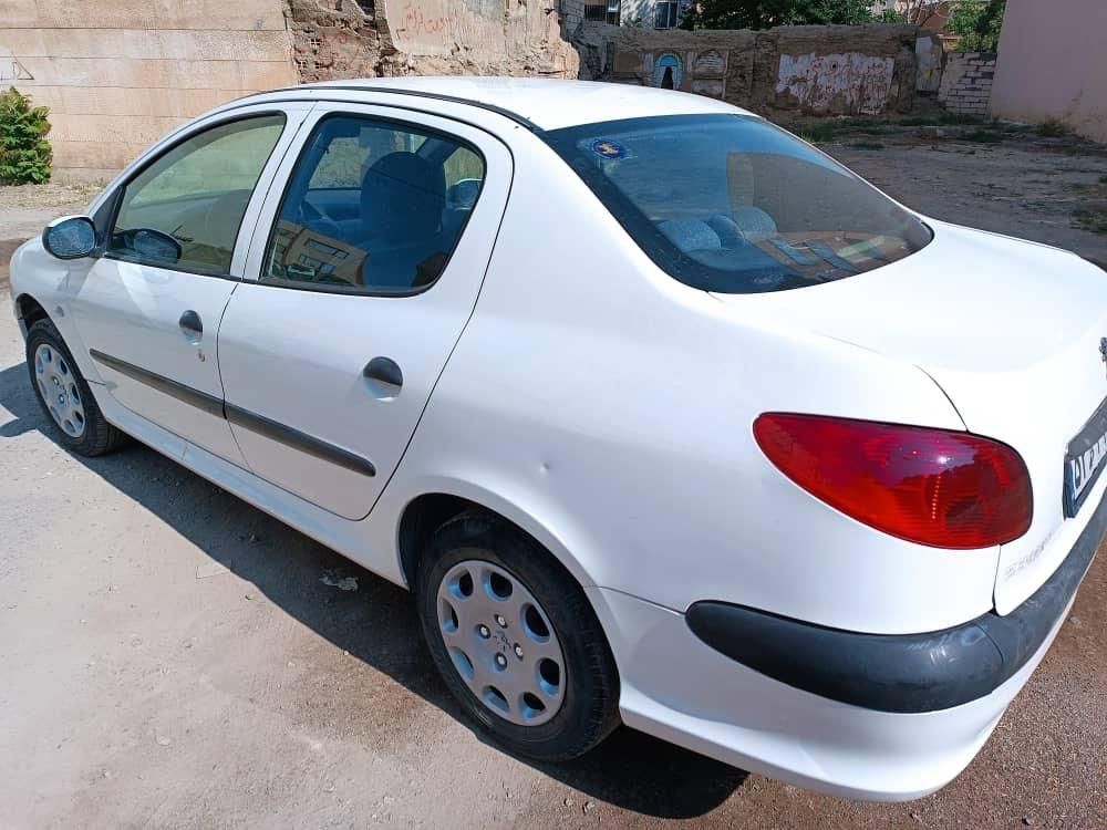 پژو ۲۰۶ صندوق دار v8 - 1387