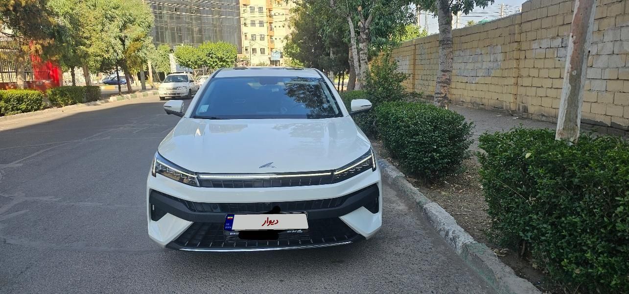 کی ام سی J7 اتوماتیک - 2024