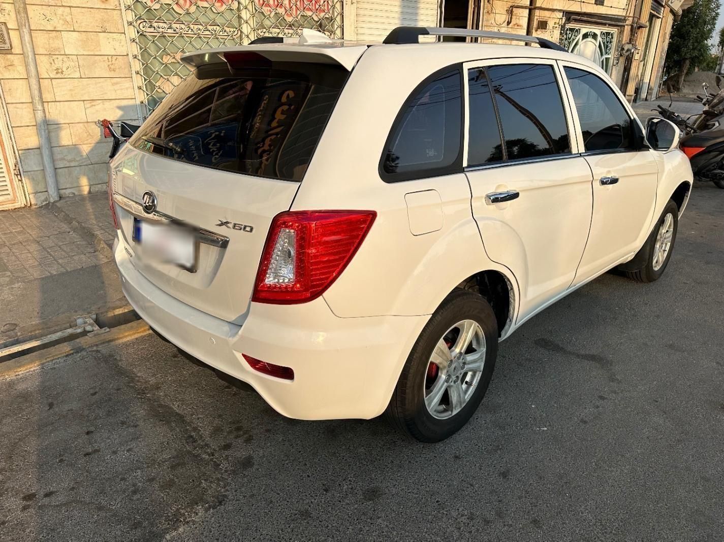 لیفان X60 دنده‌ای - 2014