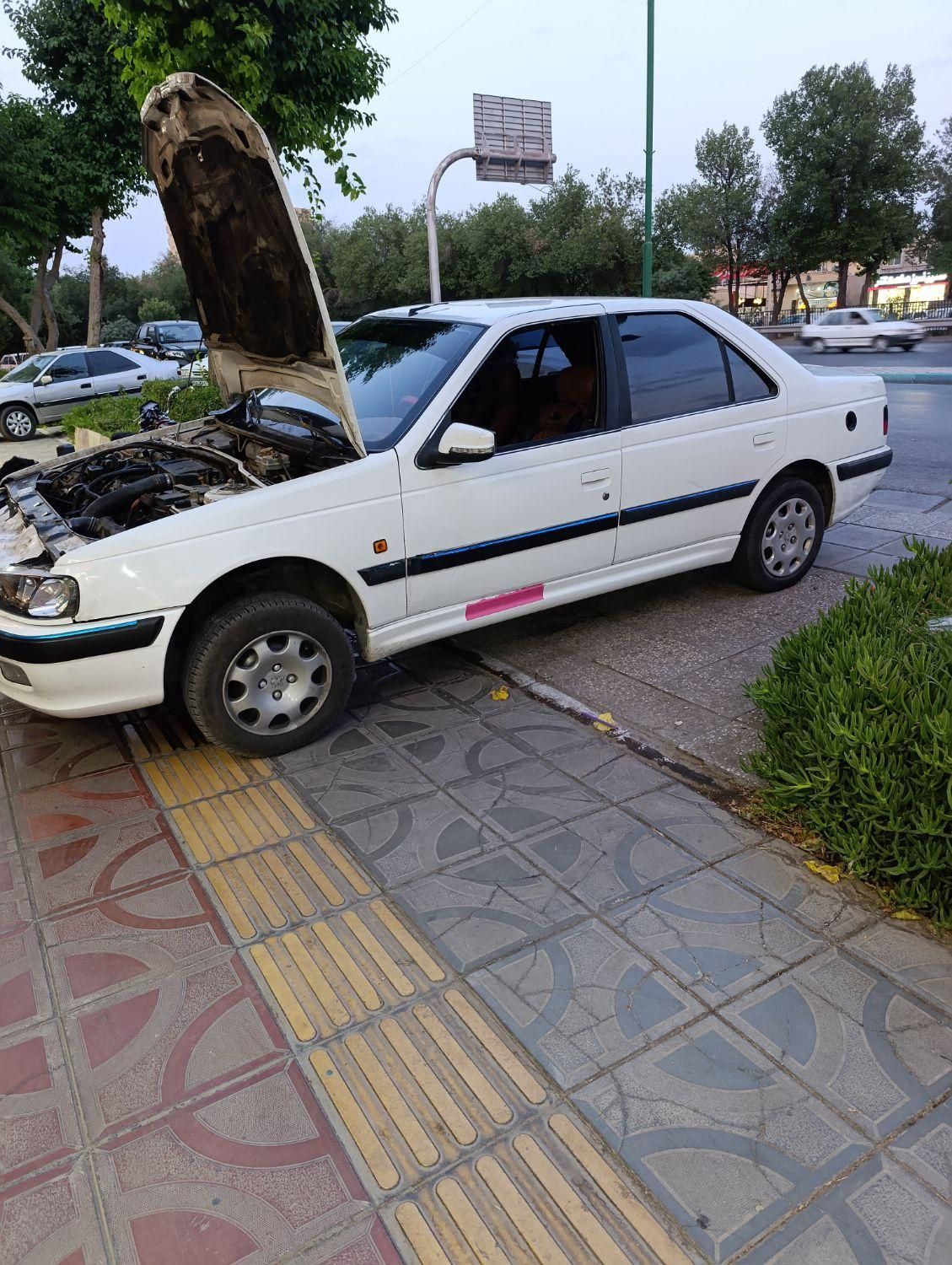 خودرو پژو، پارس آگهی ann_18615476
