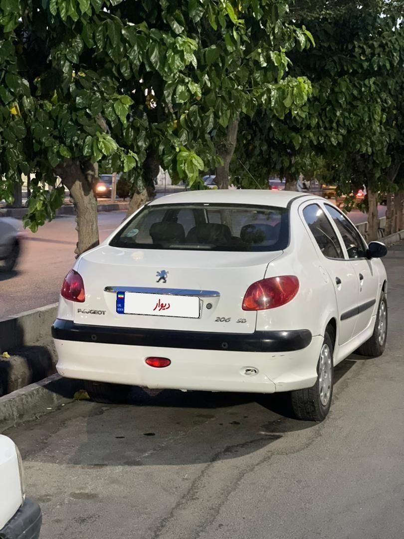 پژو ۲۰۶ صندوق دار v8 - 1396