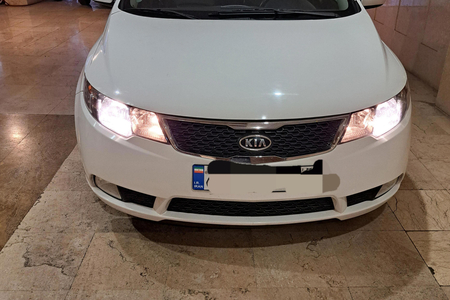 خودرو کیا، سراتو مونتاژ آگهی ann_18615816