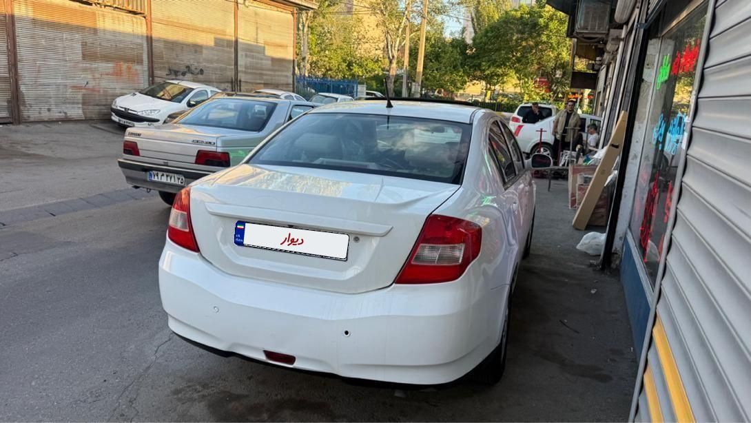ام وی ام 550 اتوماتیک - 2015