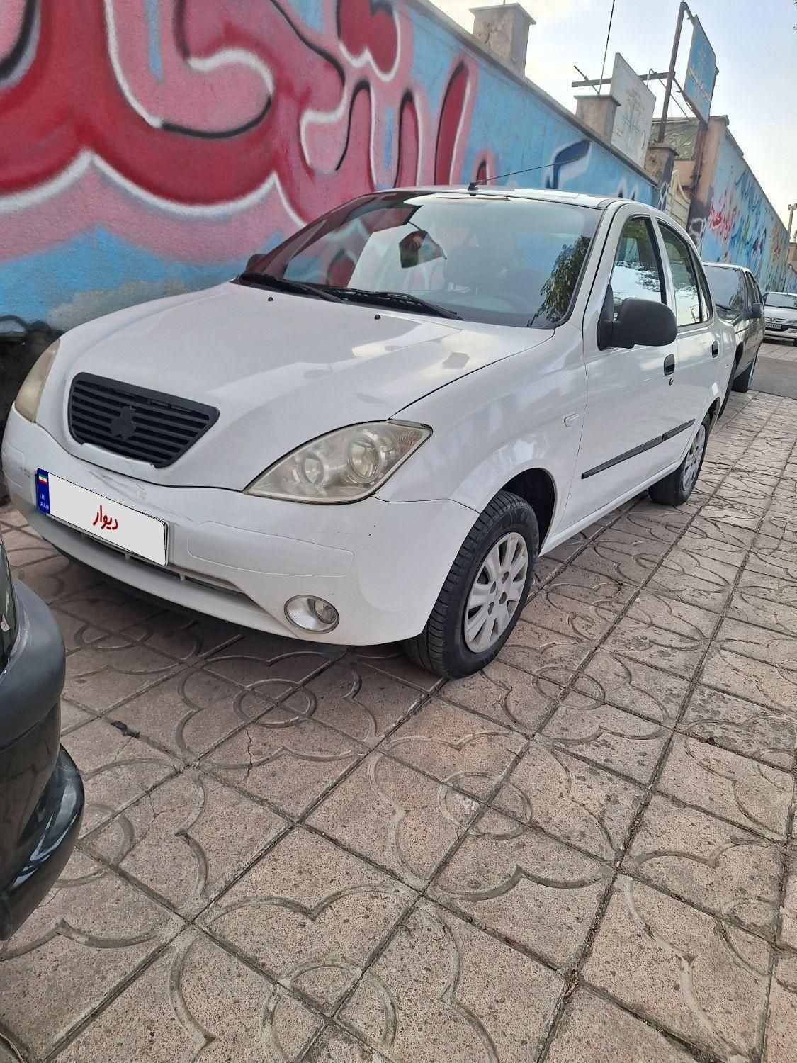 تیبا صندوق دار SX - 1399