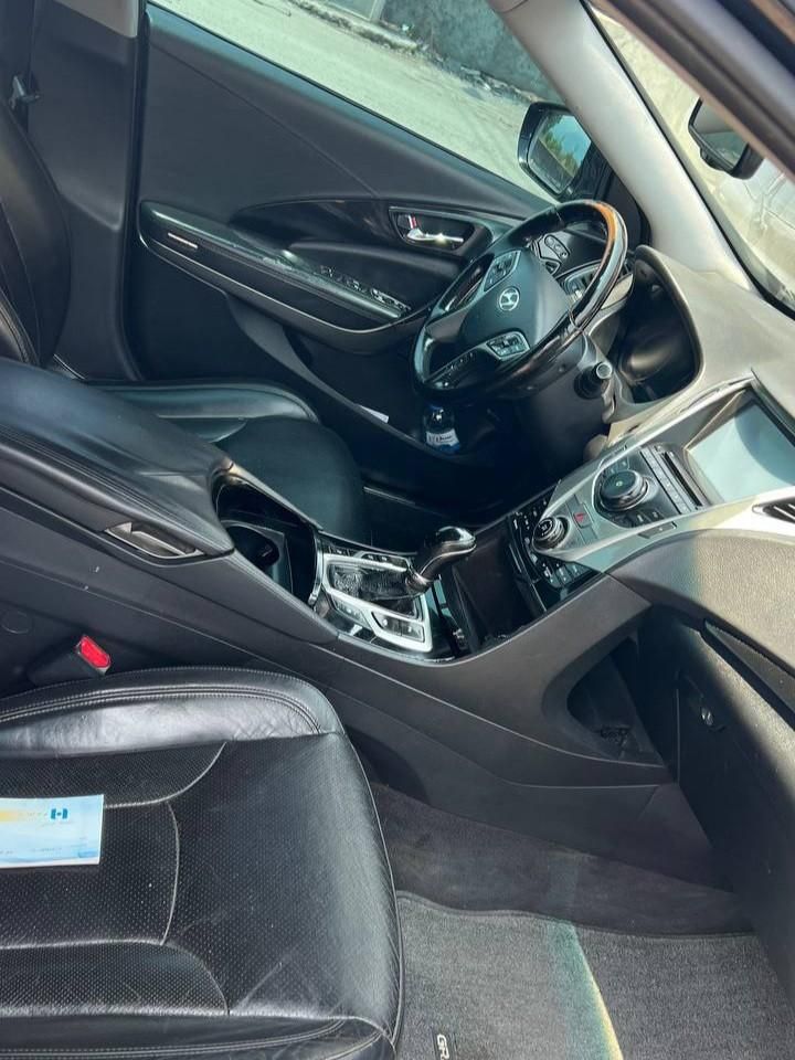 هیوندای آزرا (گرنجور) 3000cc - 2012