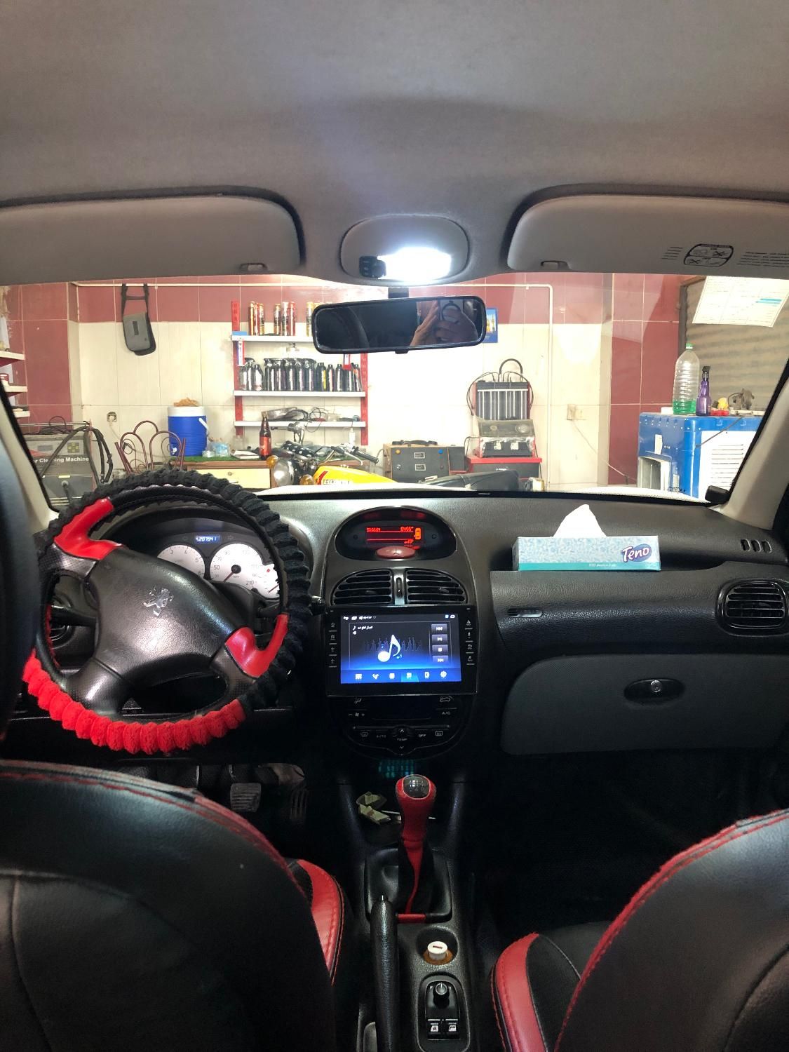 پژو ۲۰۶ صندوق دار v8 - 1394
