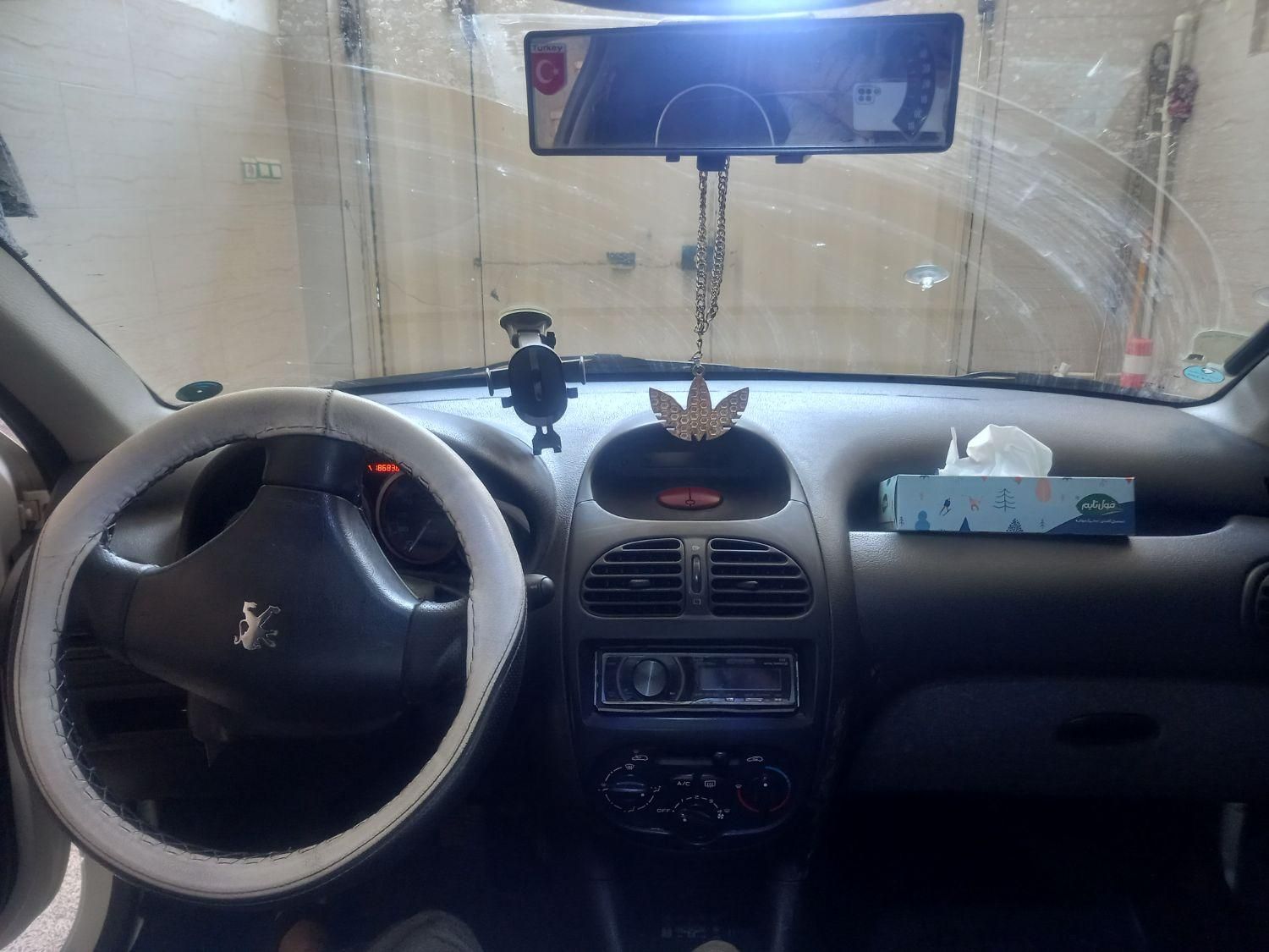 پژو ۲۰۶ صندوق دار v8 - 1390