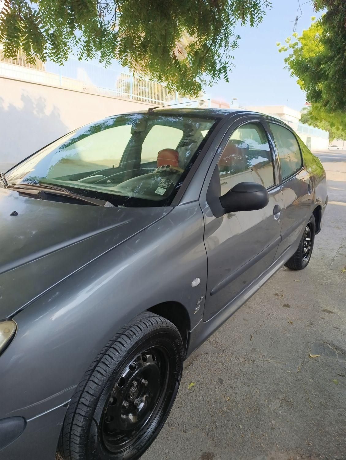 پژو ۲۰۶ صندوق دار v8 - 1394