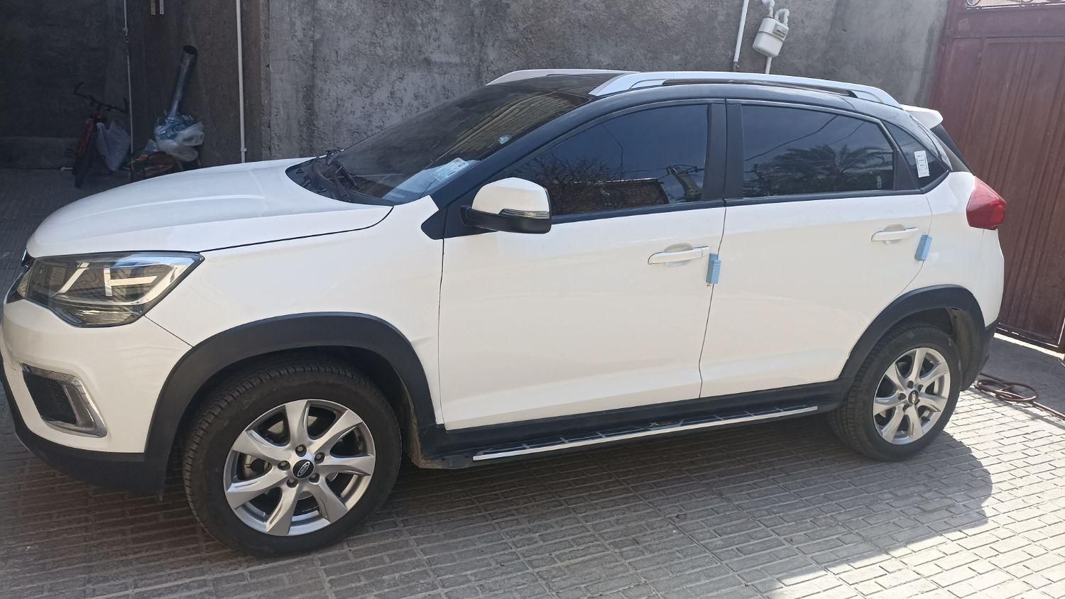 ام وی ام X22 دنده ای اسپرت لاکچری - 2022