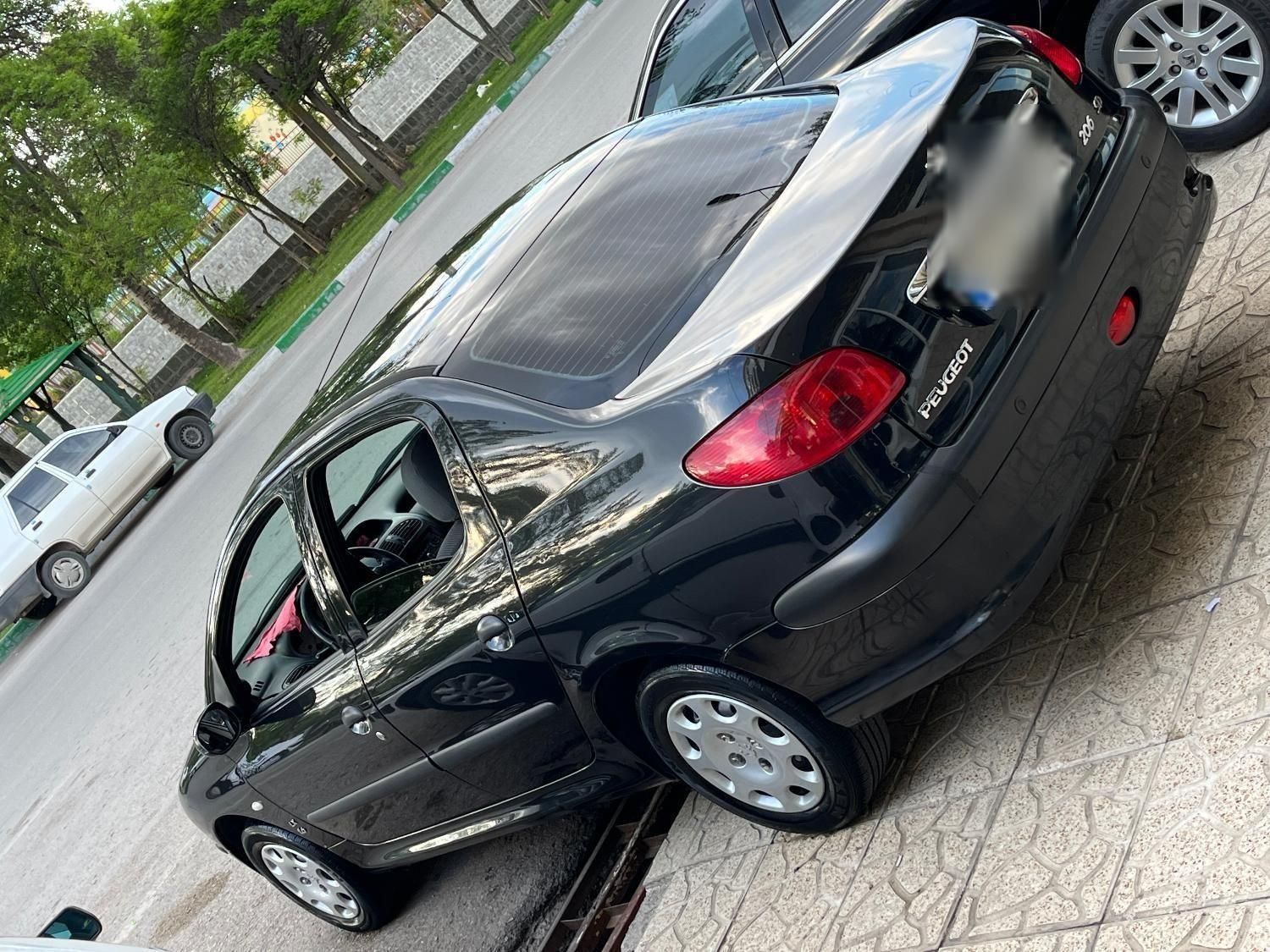 پژو ۲۰۶ صندوق دار v8 - 1395