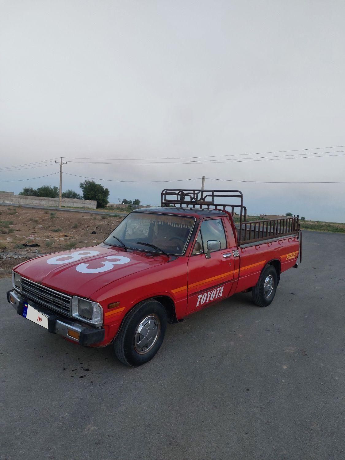 تویوتا کمری XLE - 1402