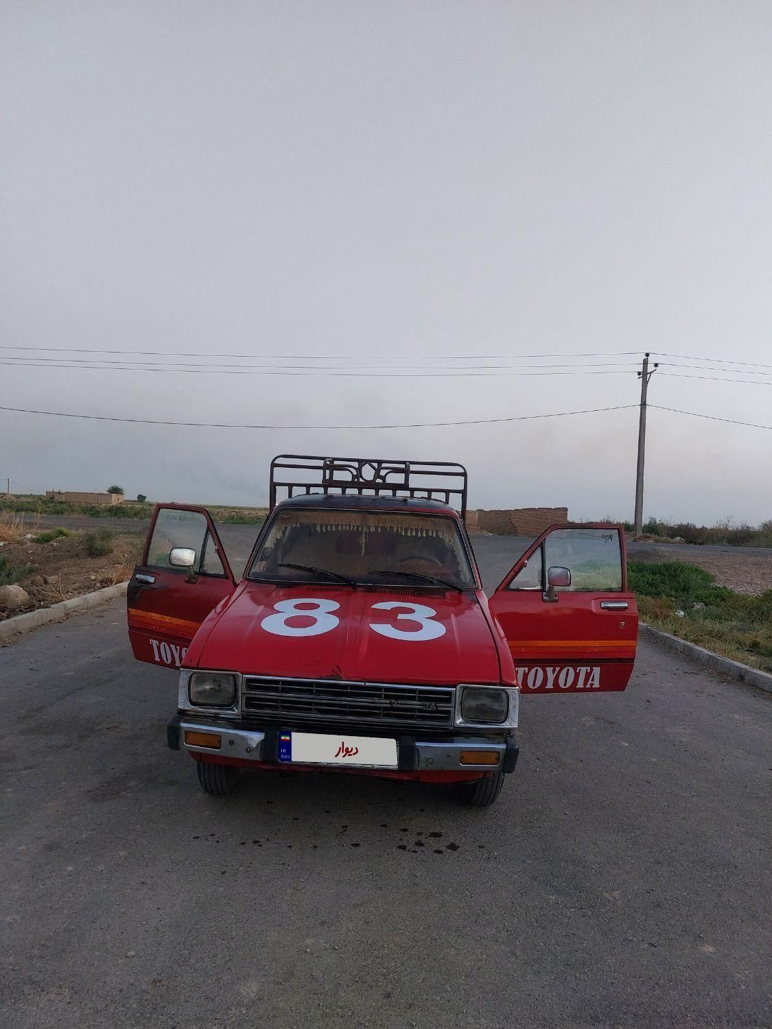 تویوتا کمری XLE - 1402