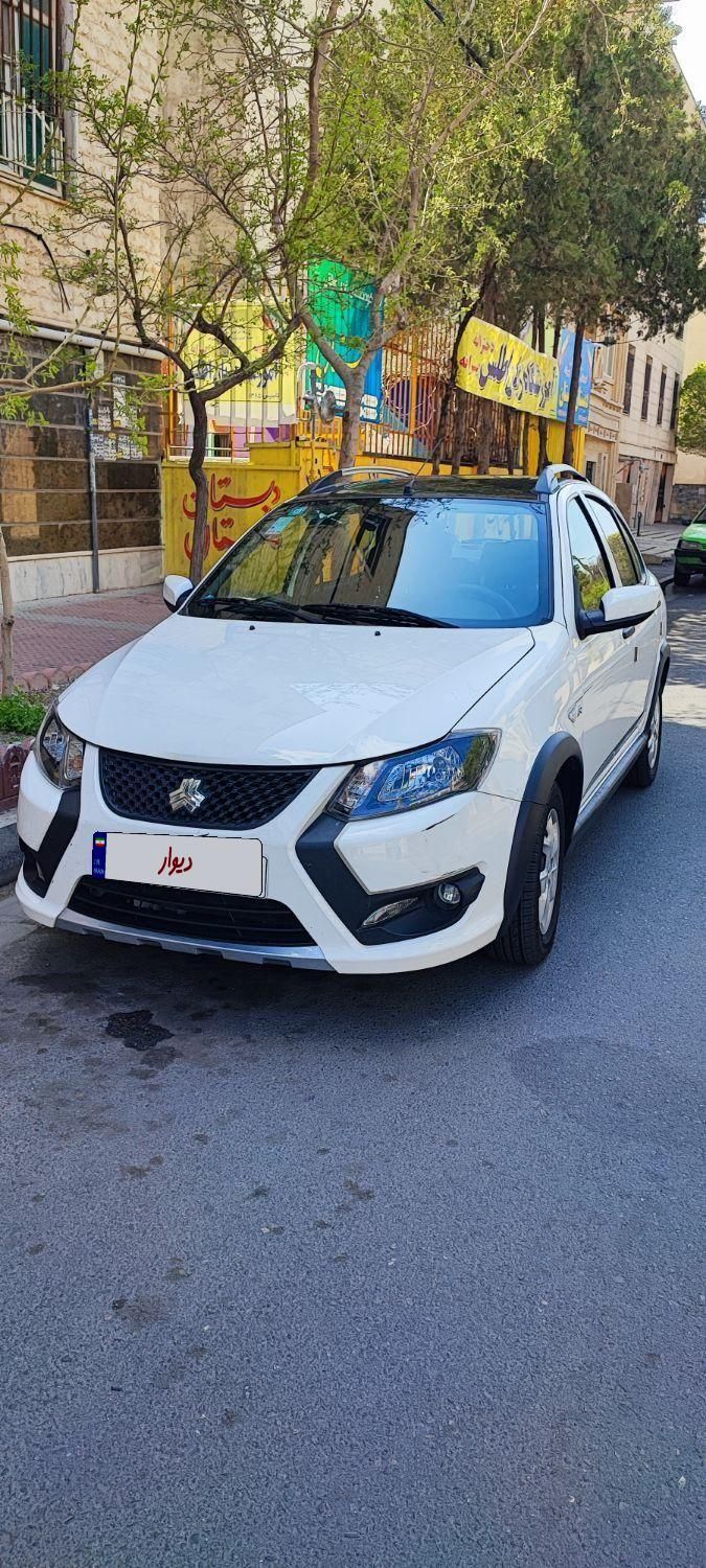 کوییک R دنده‌ای - 1402