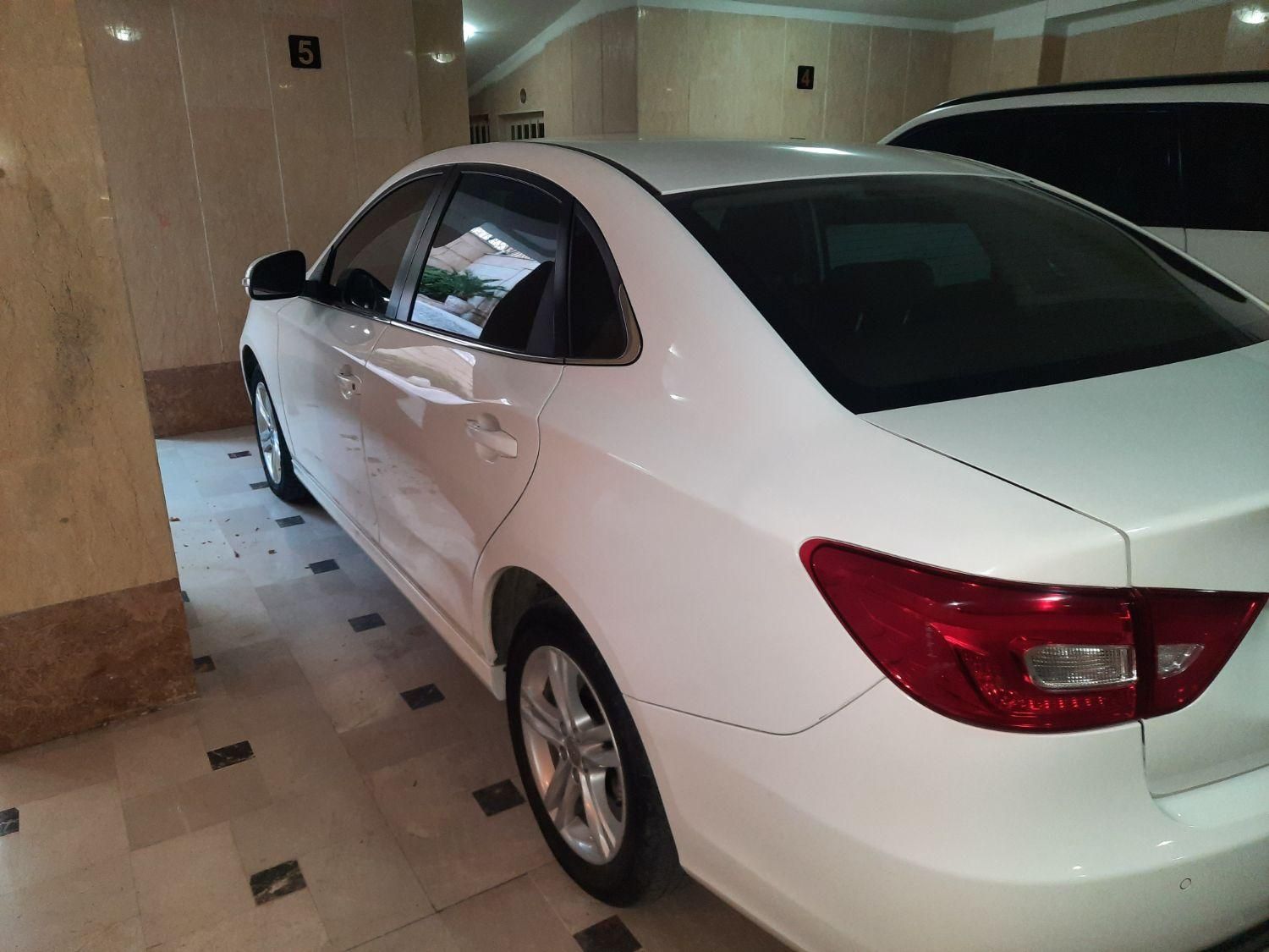 بسترن B30 اتوماتیک - 2019