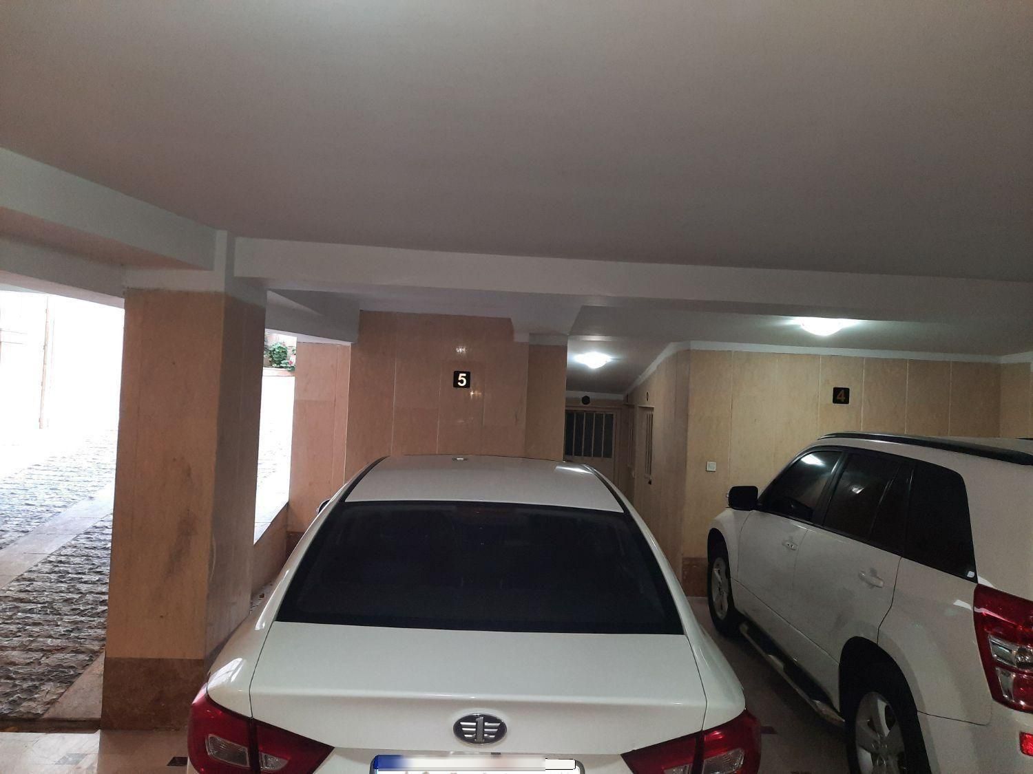 بسترن B30 اتوماتیک - 2019